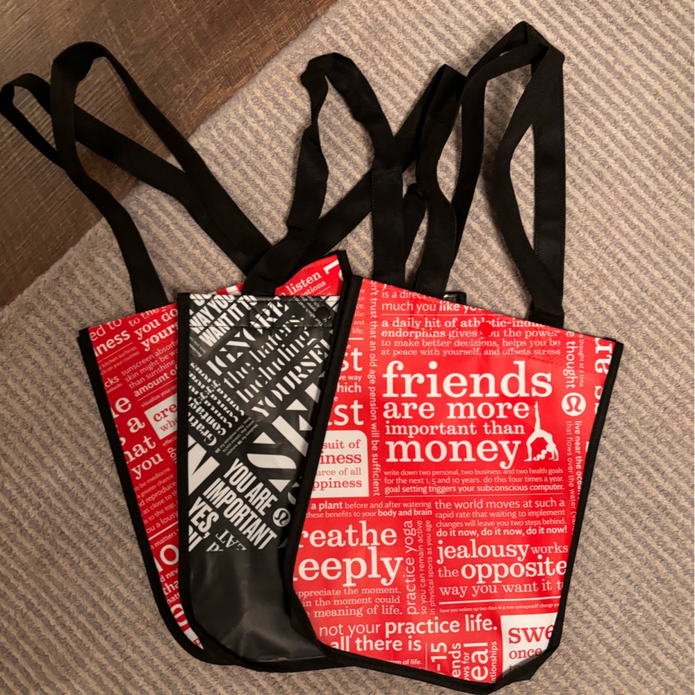 lululemon tote bags